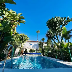 https://ecorosa-apartment-100-meters-from-the-sea-heated-pool.1costadelsol.com